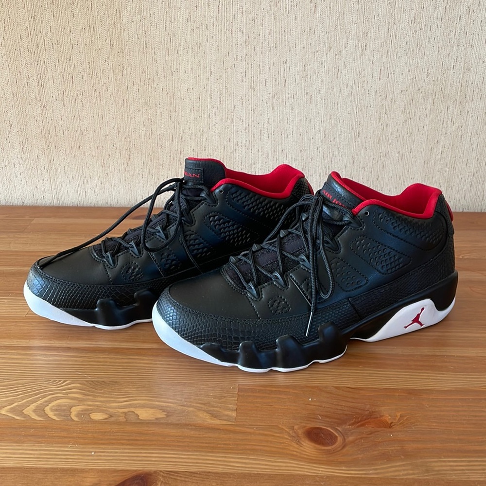 2016's Air Jordan 9 Low Retro
